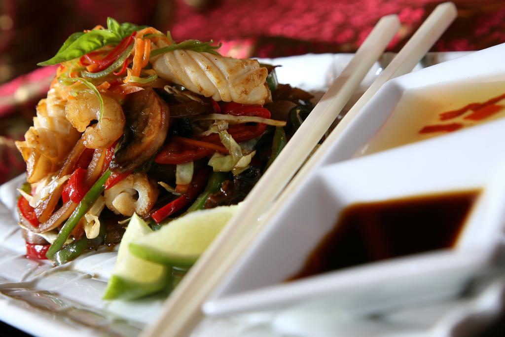 Les Jardins De La Koutoubia Hotel Marrakesh Ngoại thất bức ảnh Chop sticks